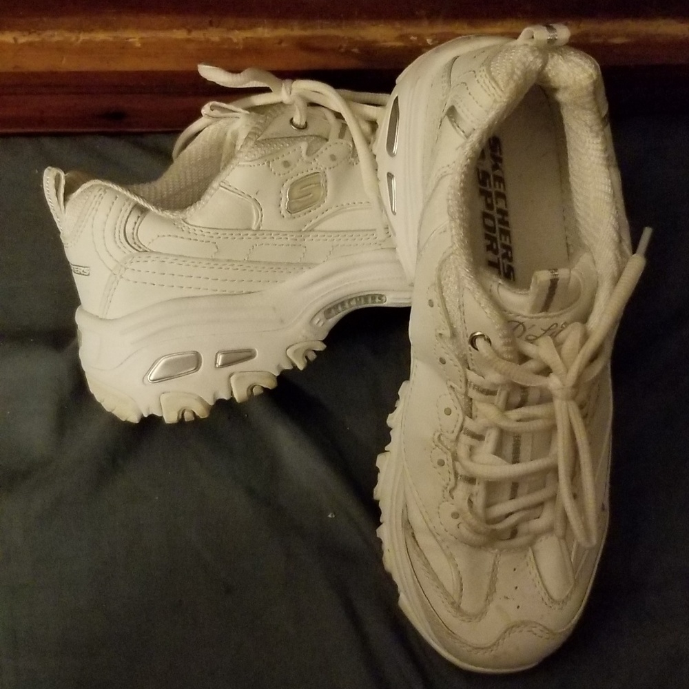 Skechers Tennis Shoes